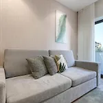 On - Premium - Free Parking & Pet Friendly Apartment *
