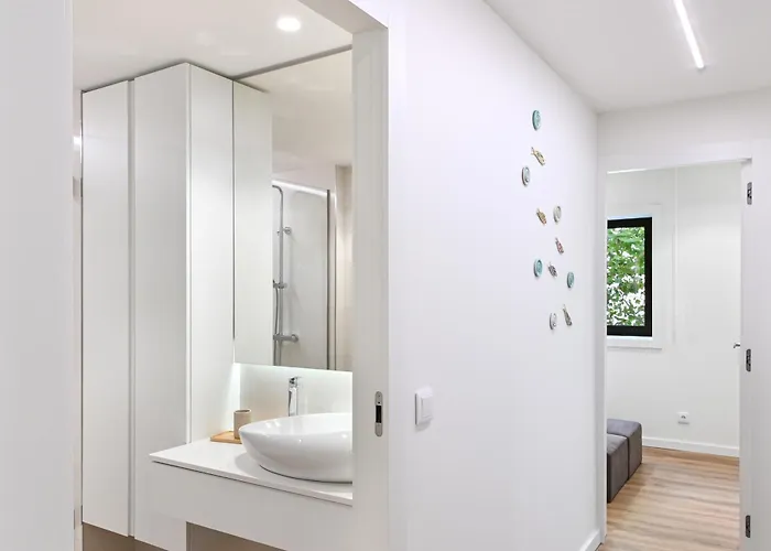 On - Premium - Free Parking & Pet Friendly