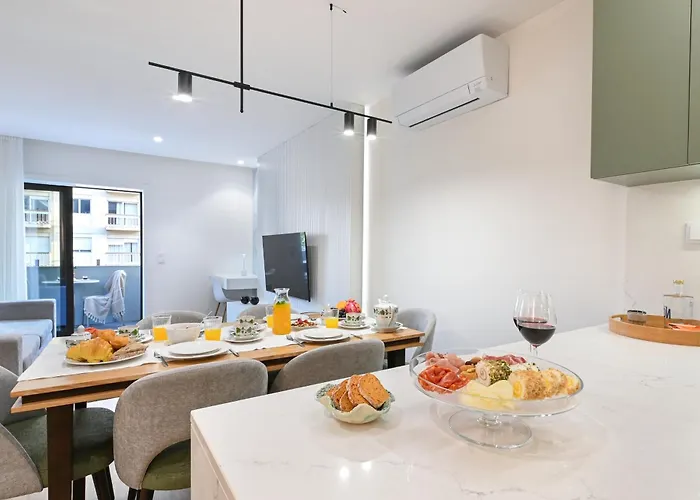 On - Premium - Free Parking & Pet Friendly *